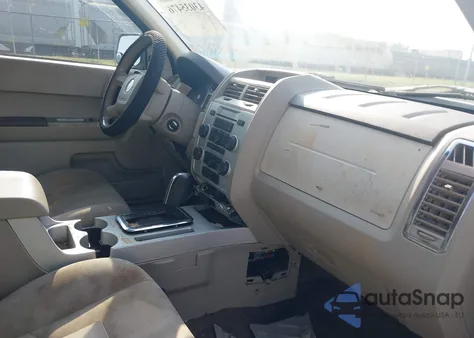 2005 Mercury Mountaineer from USA, damaged, VIN 4M2DU66W95UJ08373